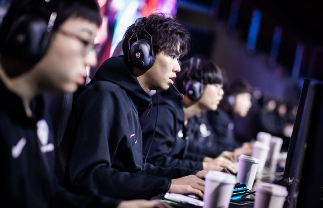 LPL夏季赛全球总决赛晋级分析：IG战队锁定冒泡赛，BLG战队直通世界赛，解读世界赛积分规则新变化-星空电竞